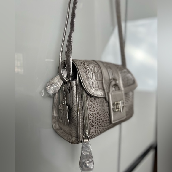 NWOT MC Marc Chantal Gray Vegan Leather Croc Embossed Crossbody Purse Silver - Picture 8 of 16